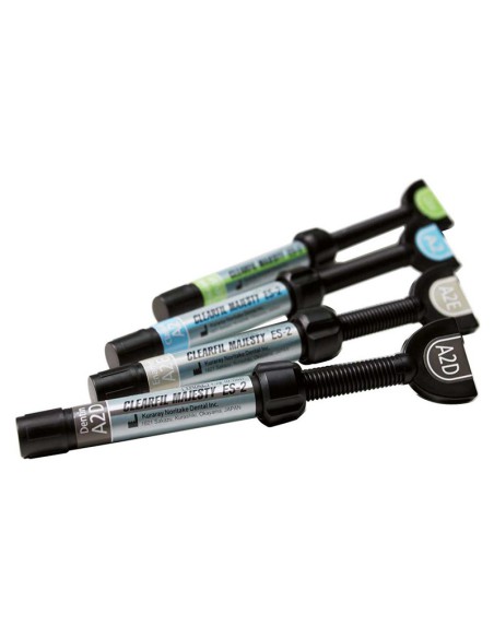 Clearfil Majesty ES-2 Premium Composite Estético Jeringa 3,6g.