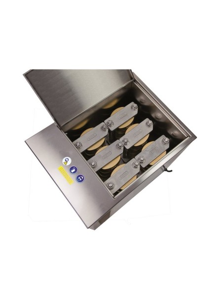 Polimerizadora M-18 Inox para 18 Muflas Mestra