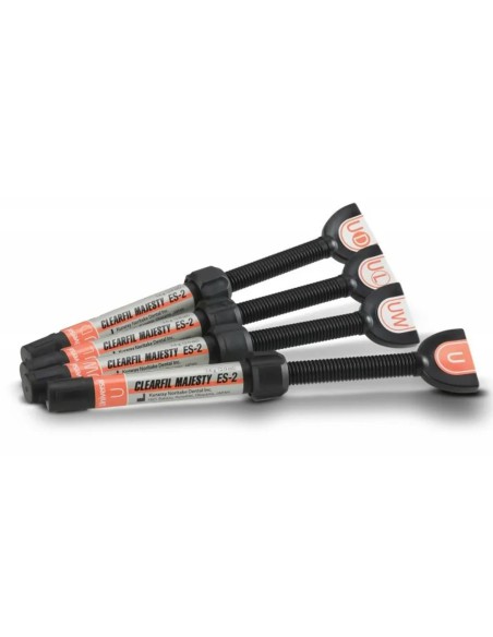 Clearfil Majesty ES-2 Universal Composite Estético Jeringa 3,6g Kuraray