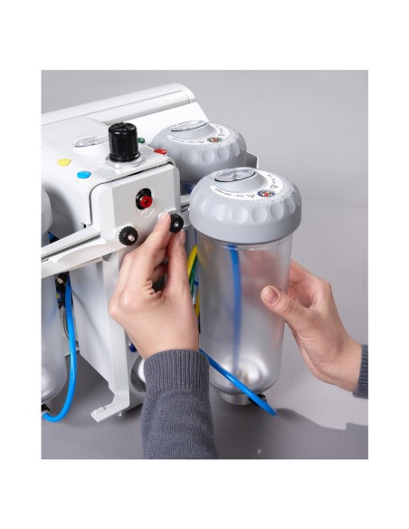 Arenadora Basic Quattro IS Renfert 2 Toberas, 25-70µm/70-250µm 98l/min, 2 Depósitos Ampliables hasta 4